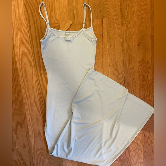 SKIMS Long Slip Dress - Picture 8 of 8